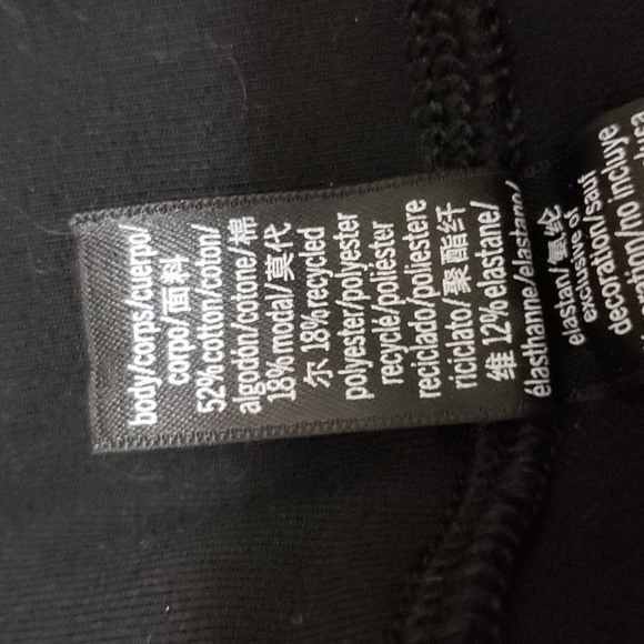 Victoria's Secret Yoga Mid-Rise Foldover Leggings NWT Size Medium - Picture 7 of 10